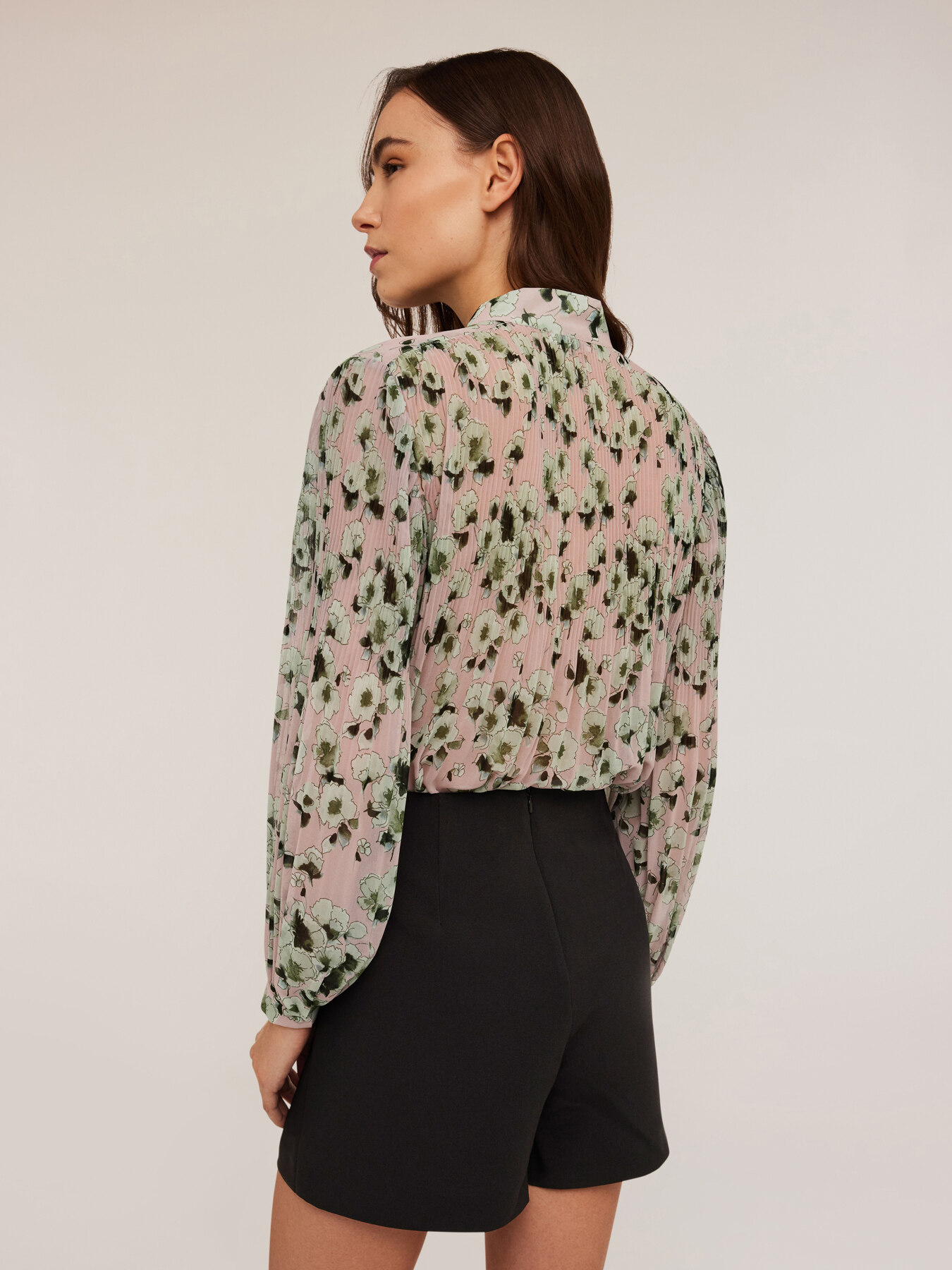 Blouse en mousseline motif &agrave; fleurs image number 2