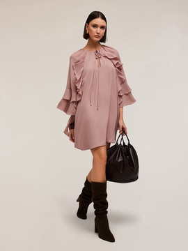 Robe courte &agrave; volants