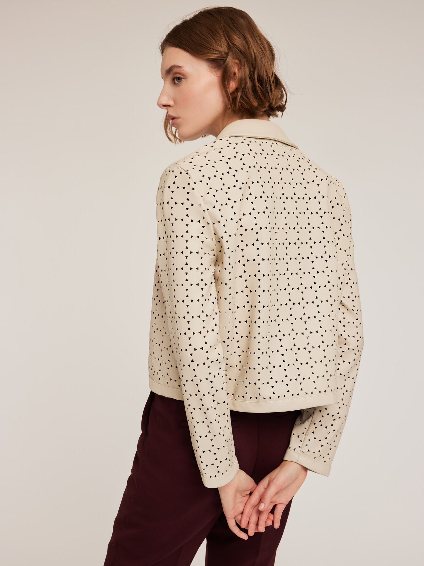 Giacca traforata in tessuto spalmato image number 1