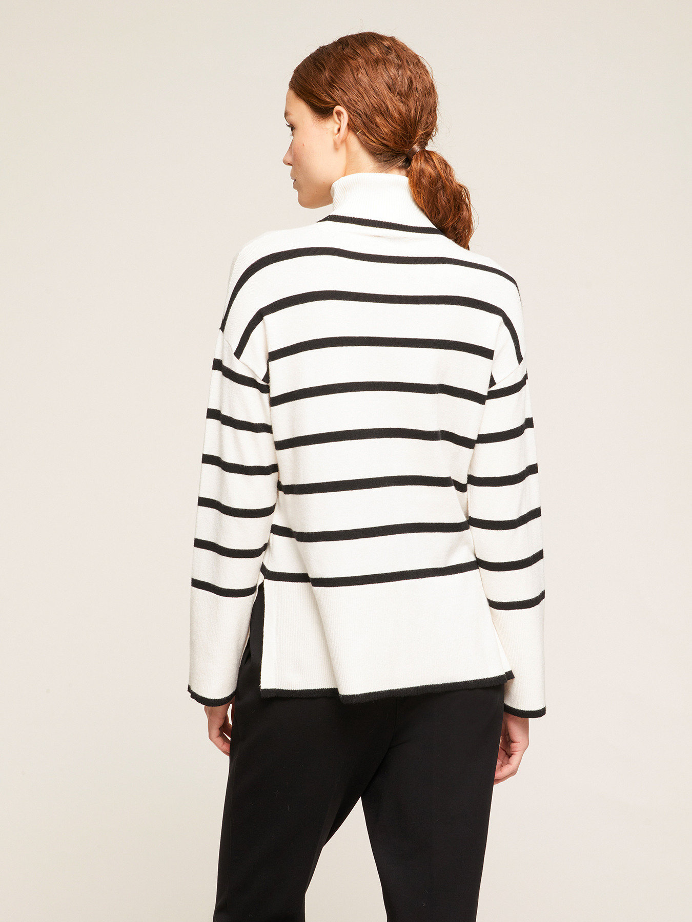 Pulover pe g&acirc;t boxy din tricot cu dungi image number 1