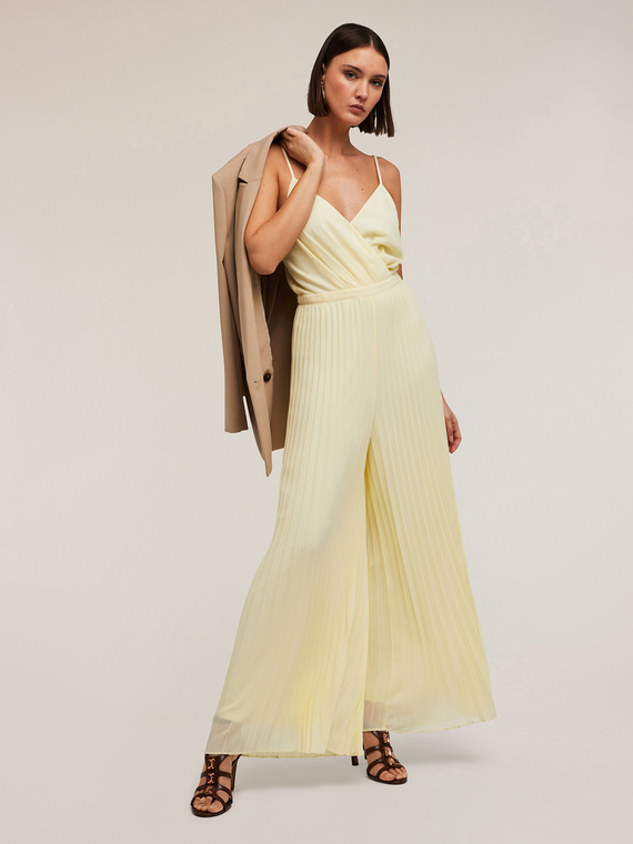 Tuta lunga pliss&eacute; in raso