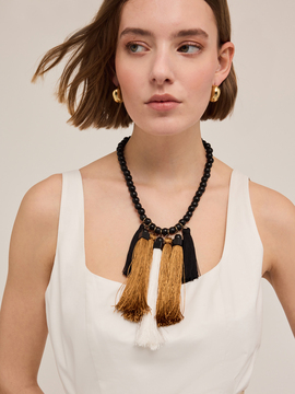Choker with wooden beads and tassel pendants