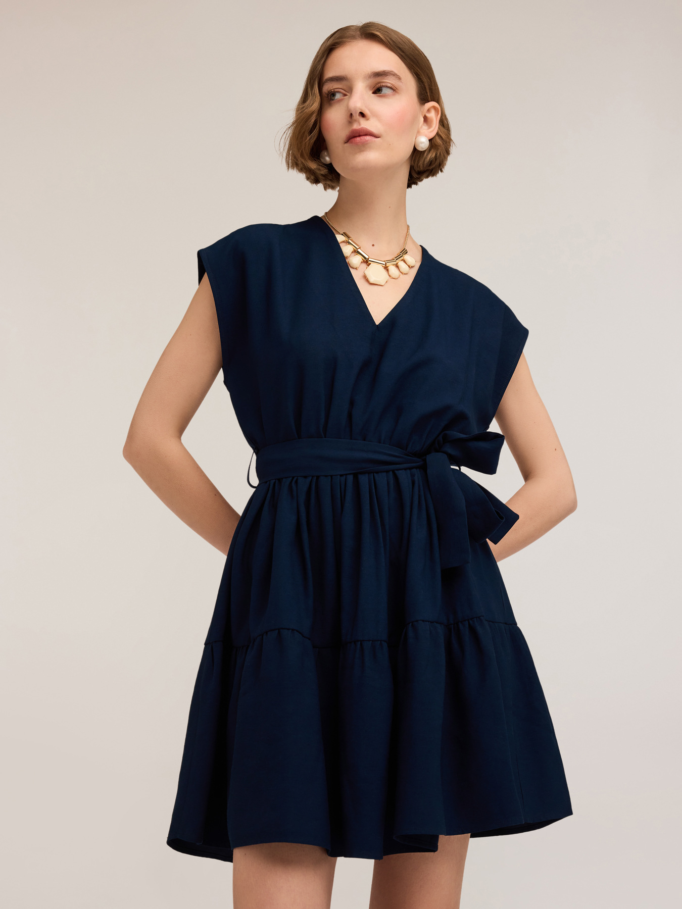 Vestito corto con balza in jersey image number 2