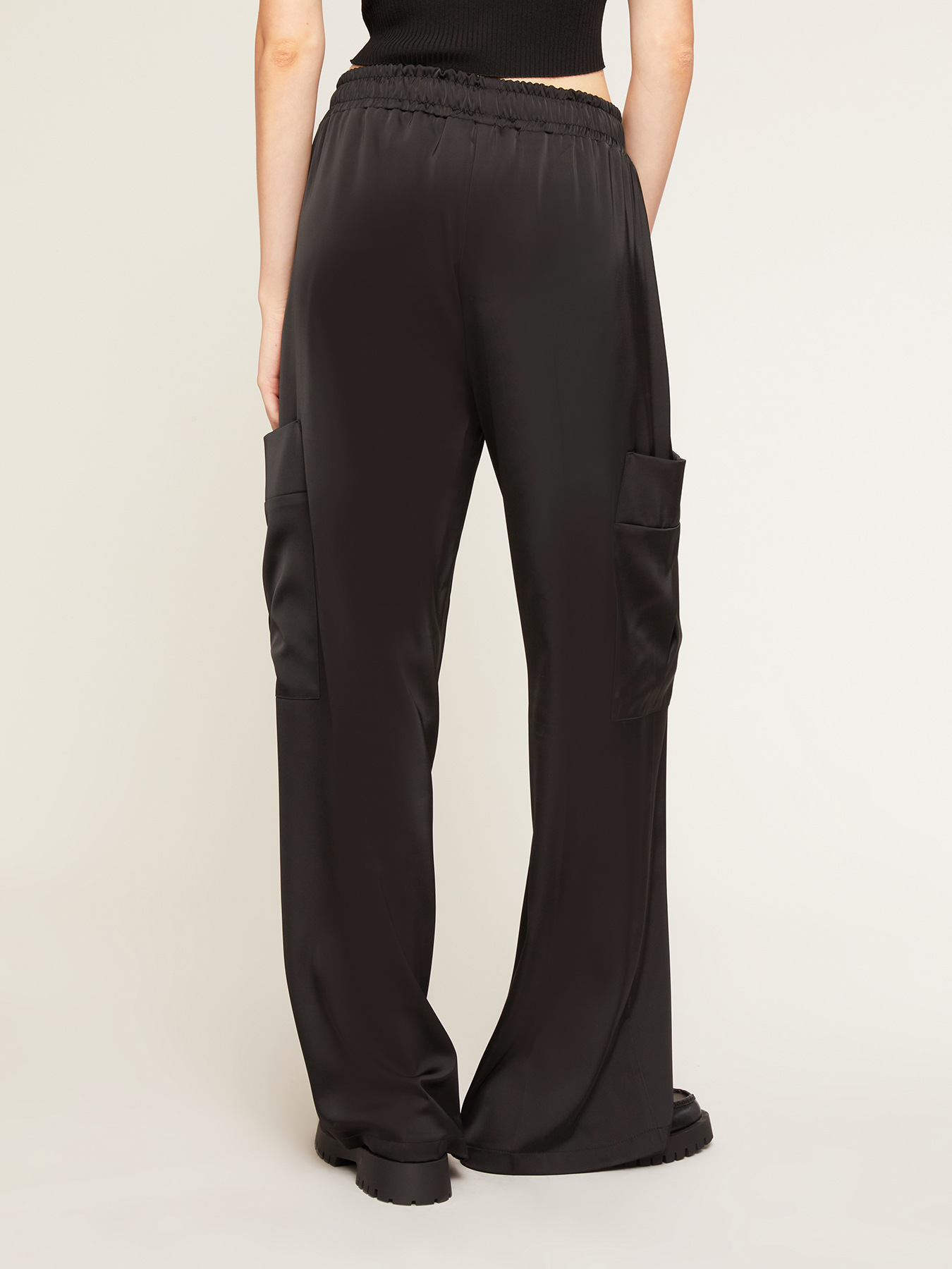 Cargohose aus Satin image number 1