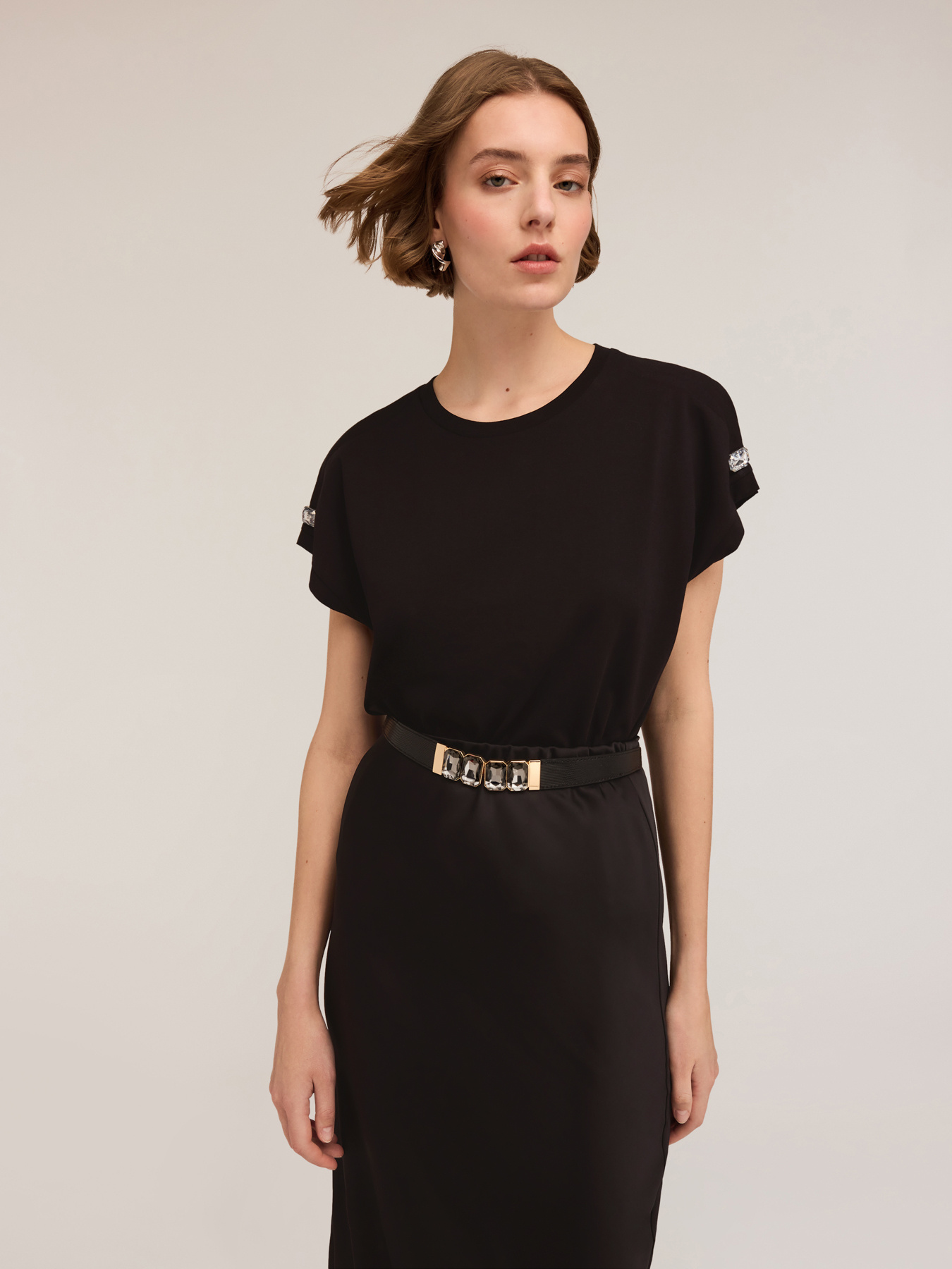 Kimono t-shirt with stones on the sleeves image number 2