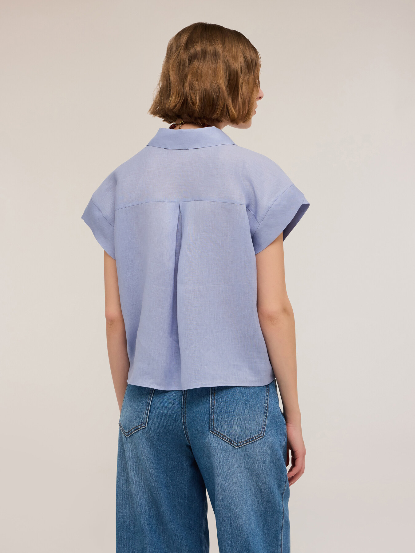 Short-sleeved linen shirt image number 1