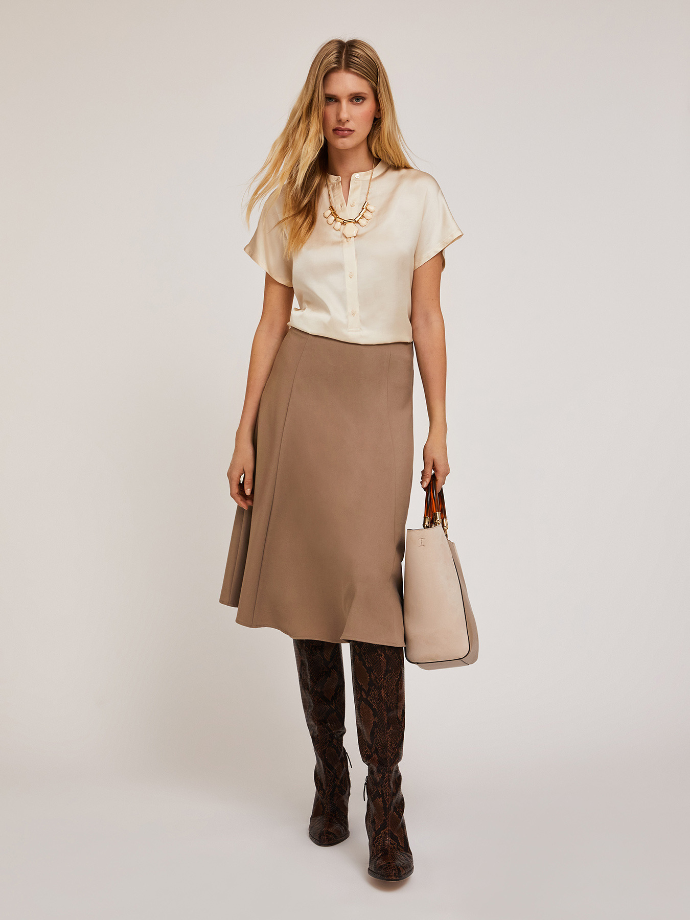 Blusa bimaterica con colletto alla coreana image number 0