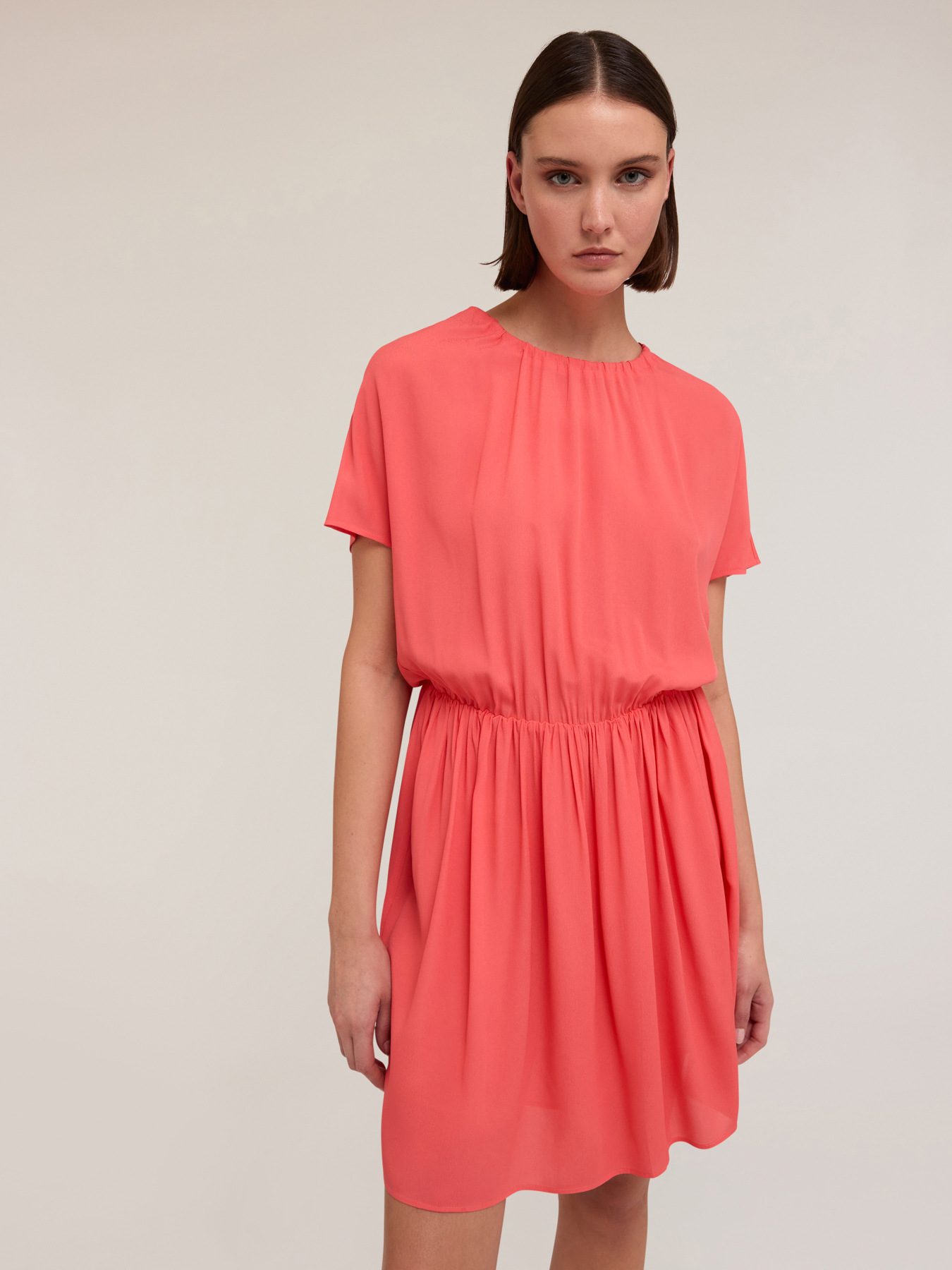 Mini dress con arricci image number 2