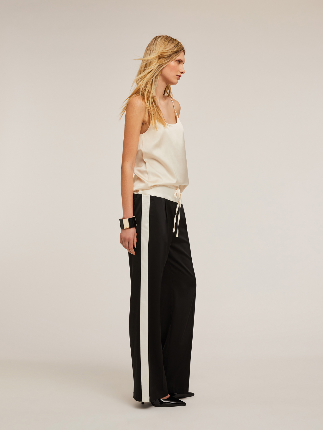 Satin lingerie top image number 3