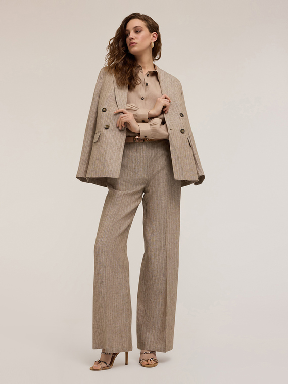 Pantalones modelo palazzo de raya diplom&aacute;tica en lino