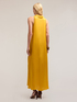 Vestido largo con cuello de raso image number 1