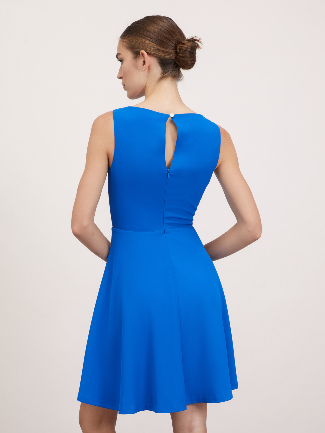 Rochie mini din material crep image number 1