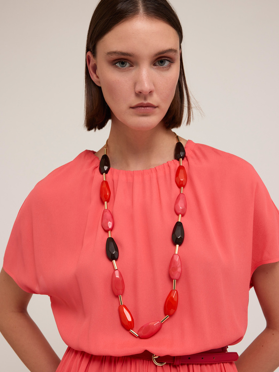 Long necklace with resin stones