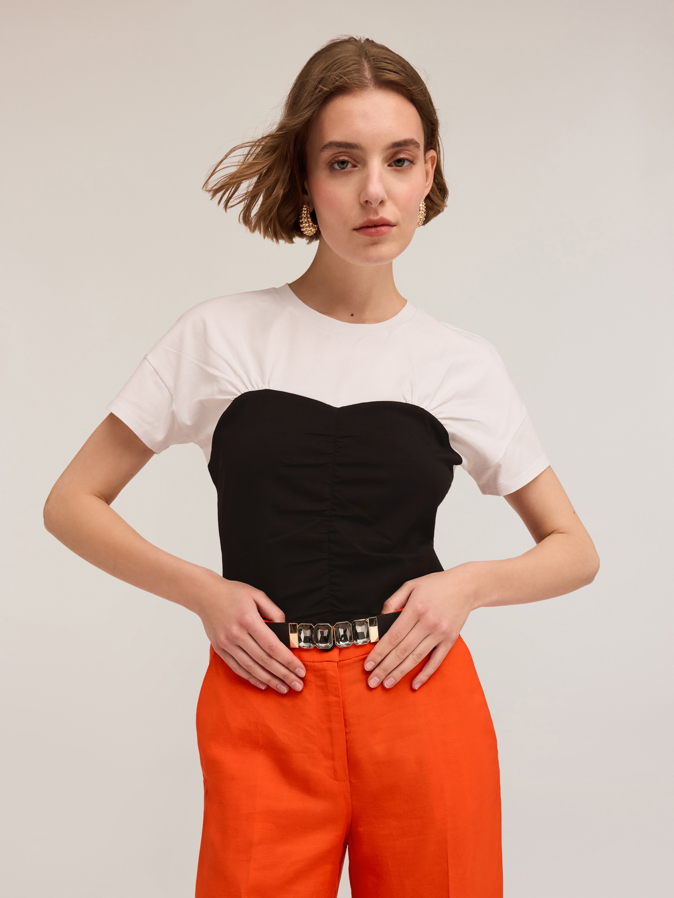 T-shirt motivo bustier image number 2