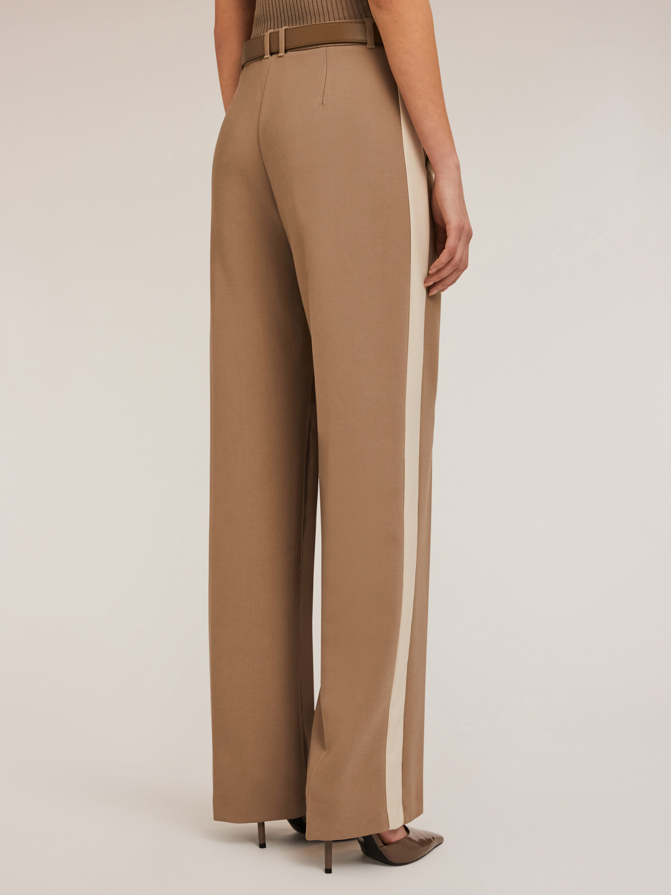 Pantalon large avec bande lat&eacute;rale image number 1