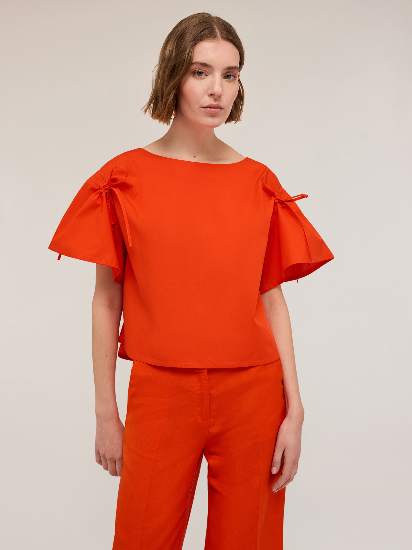 Bluse mit Tunnelzug an den &Auml;rmeln image number 3