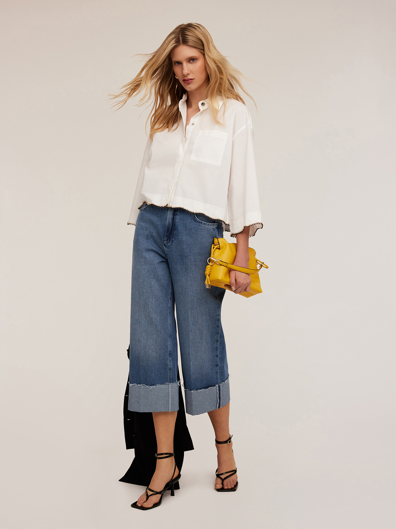 Cropped wide-leg jeans image number 0