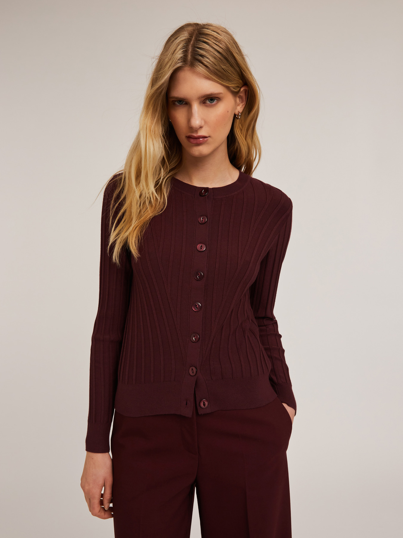 Cardigan a coste tridimensionali image number 3