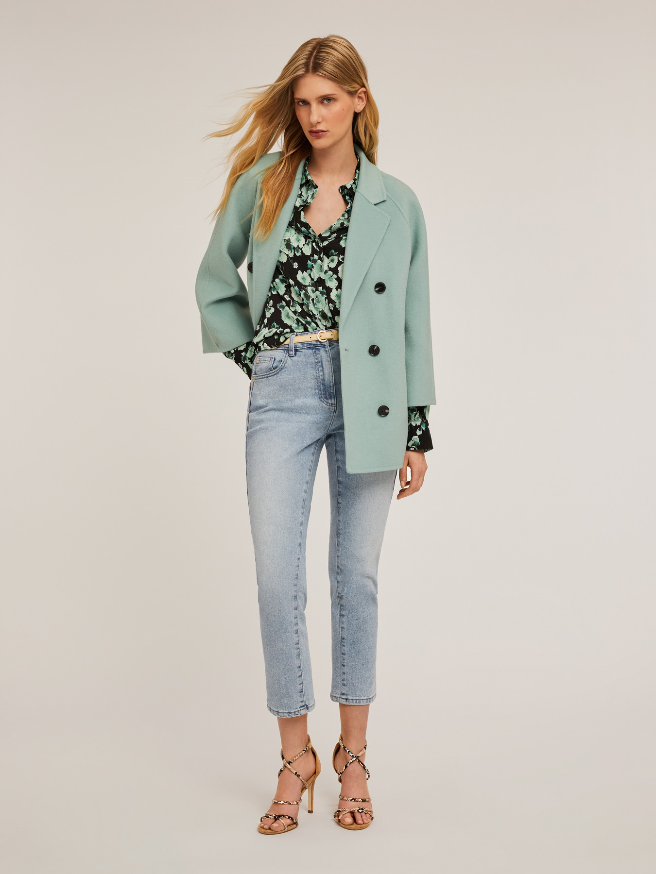 Camisa de raso con estampado de flores image number 3