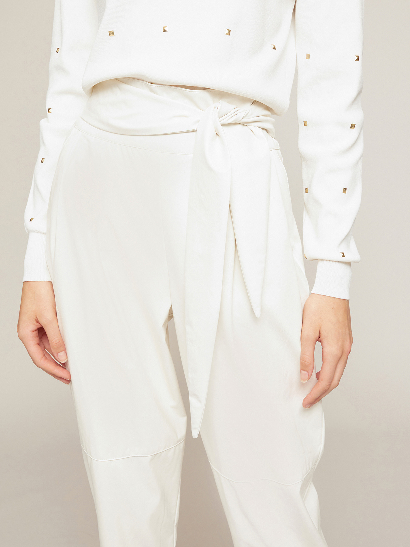 Karottenhose aus Lederimitat image number 2