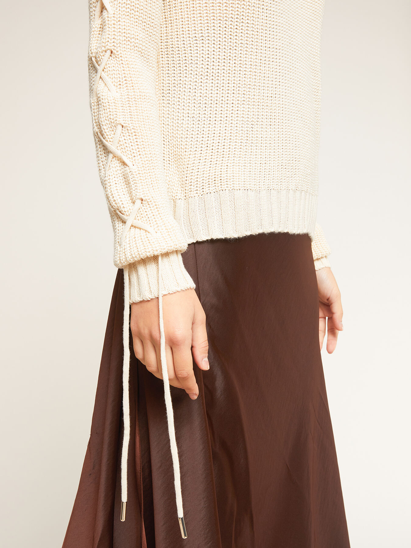 Rollkragenpullover mit Flechtwerk auf den &Auml;rmeln image number 3