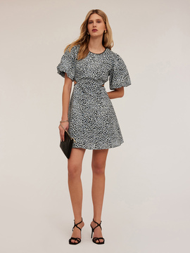 Robe courte avec d&eacute;coupe motif animalier