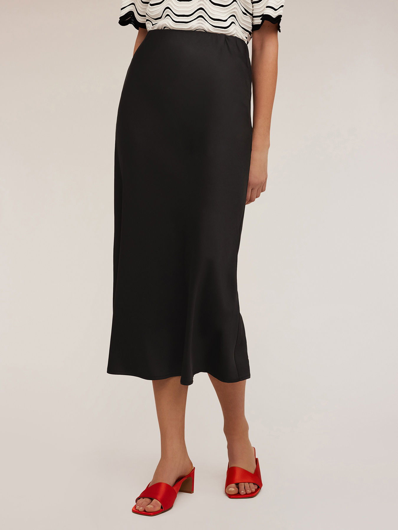 Satin midiskirt image number 2