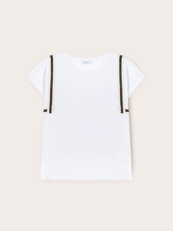 Camiseta con pasamaner&iacute;a de crochet