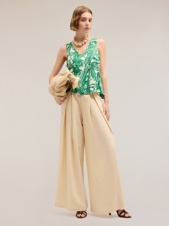 Satintop mit Paisley-Muster