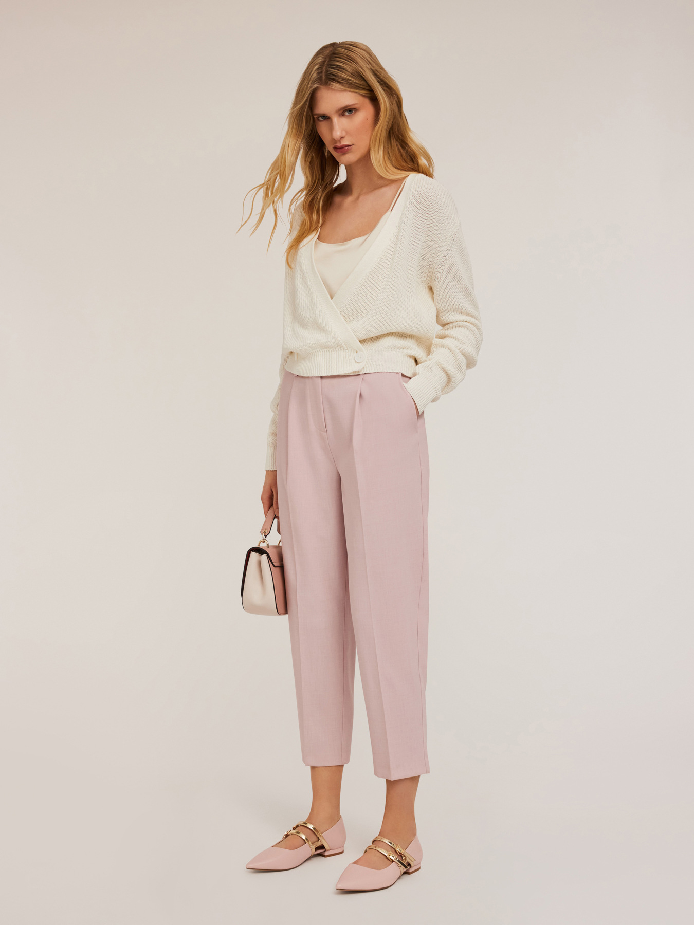 Pantaloni con pieghe image number 0