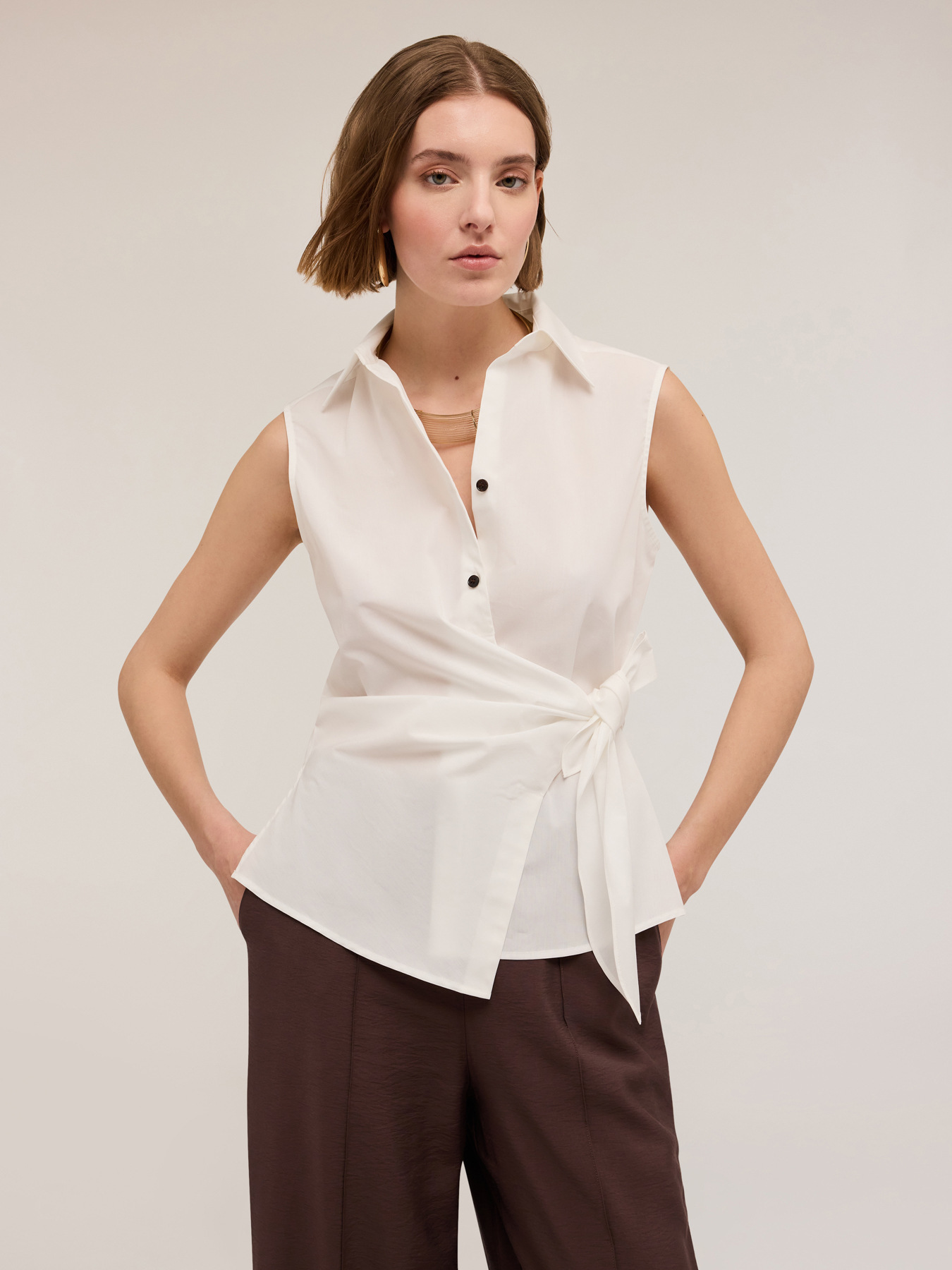 Camicia smanicata ad incrocio image number 0