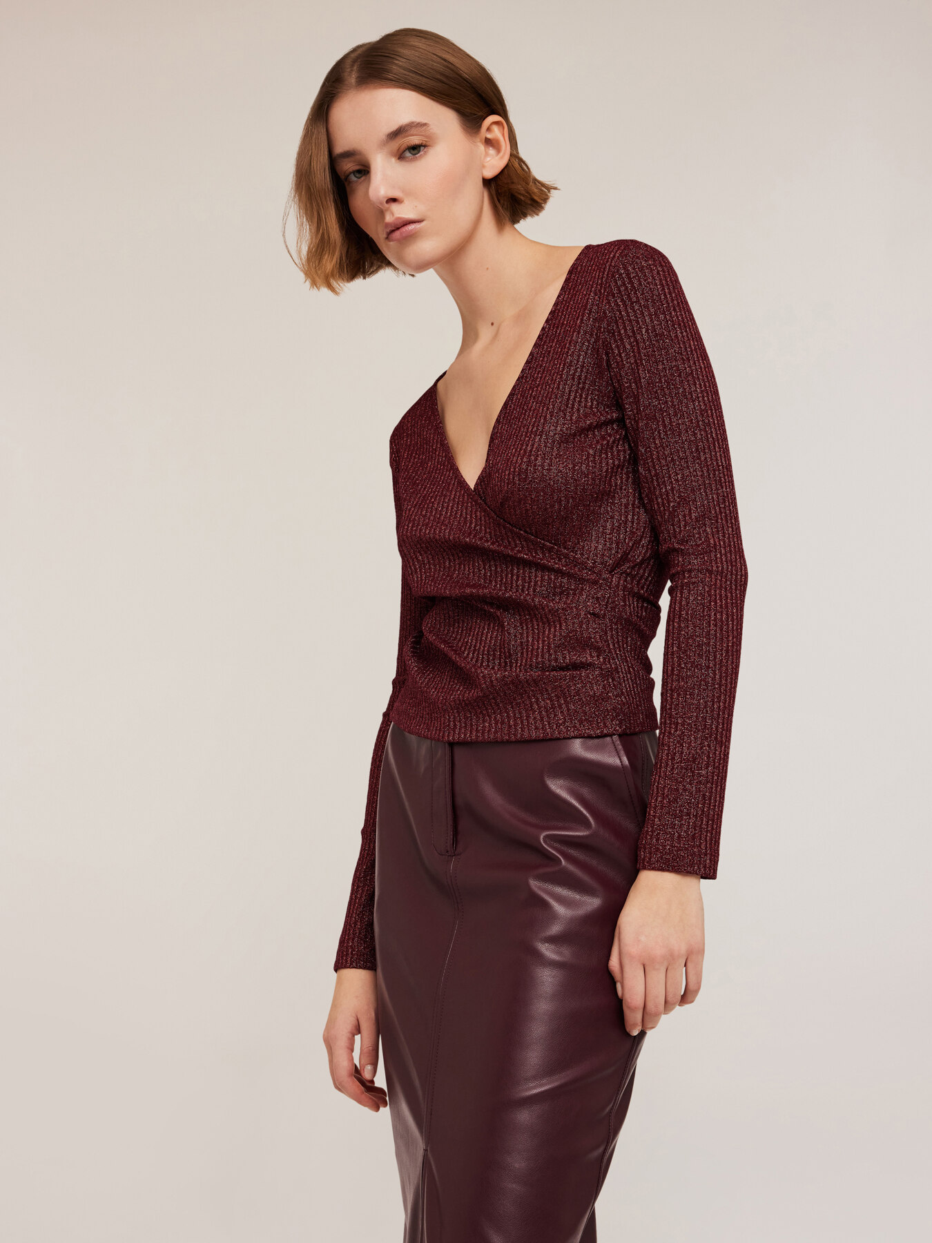 Pull cache-c&oelig;ur &agrave; c&ocirc;tes lurex image number 2