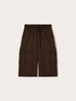 Bermudas con bolsillos cargo image number 4