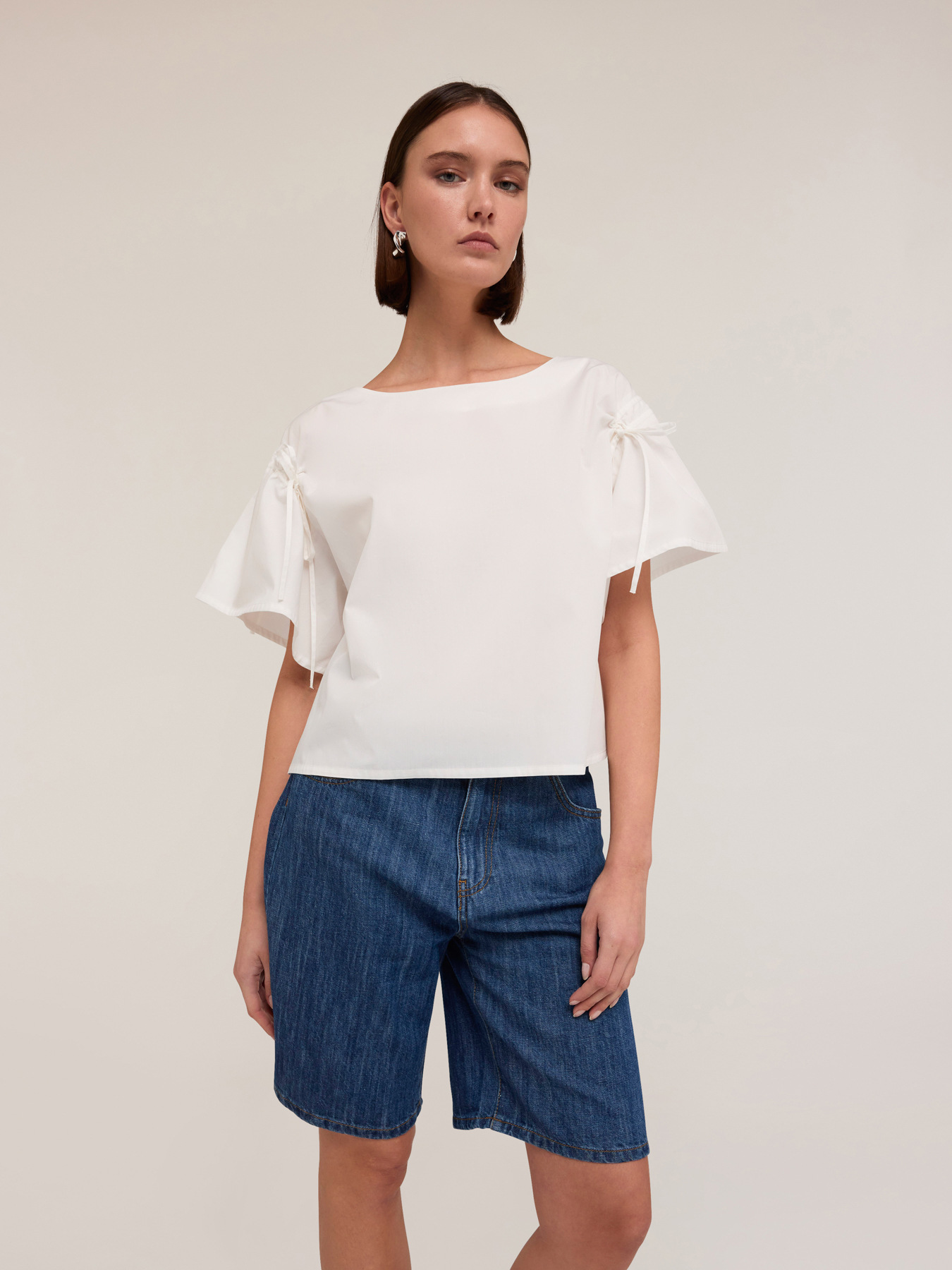 Blusa con coulisse sulle maniche image number 2