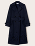 Zweireihiger Trenchcoat aus technischem Gewebe mit Stickerei image number 4