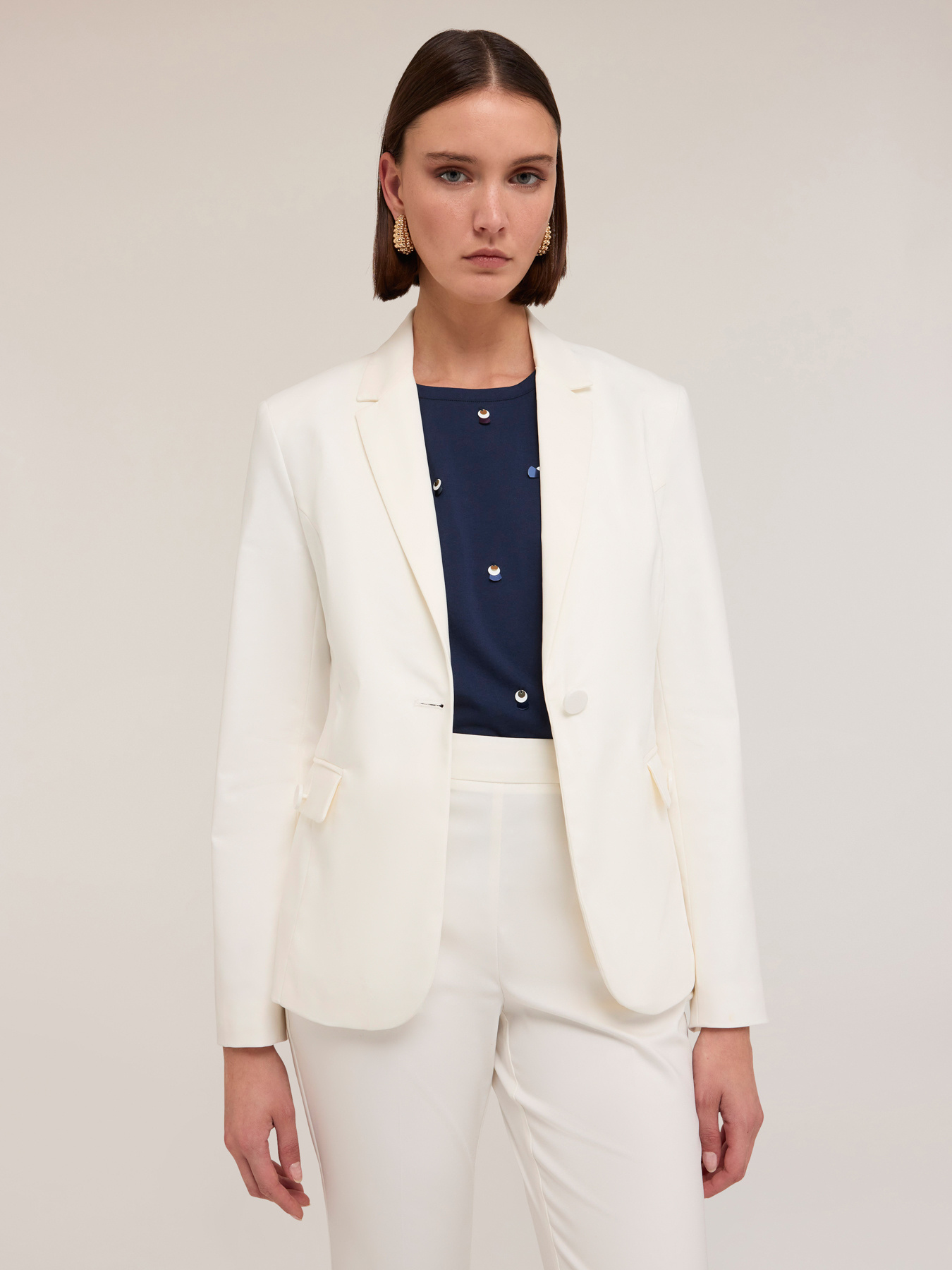 Blazer de botonadura simple en algod&oacute;n t&eacute;cnico image number 2