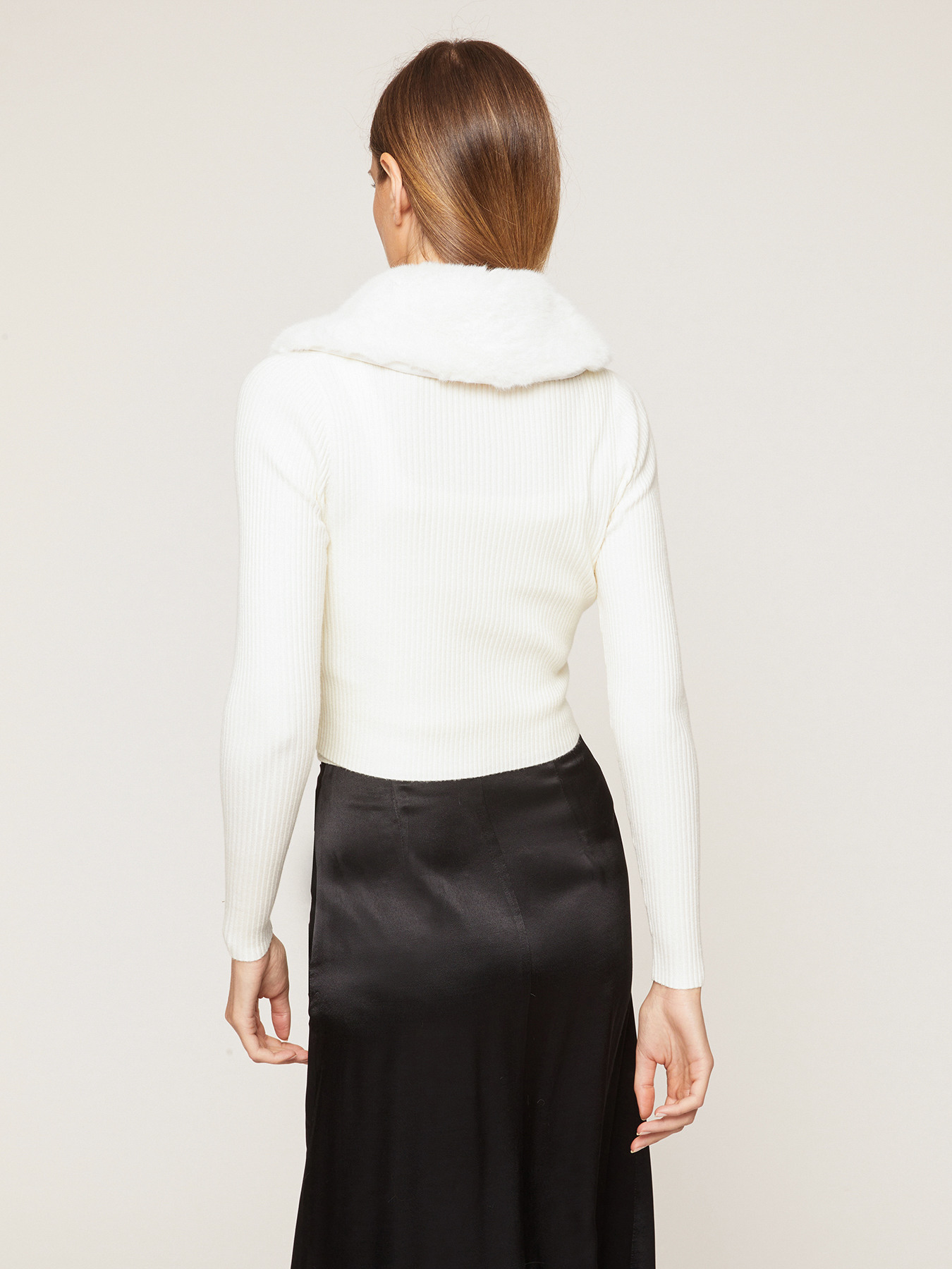 Conjunto de c&aacute;rdigan y top de punto image number 1