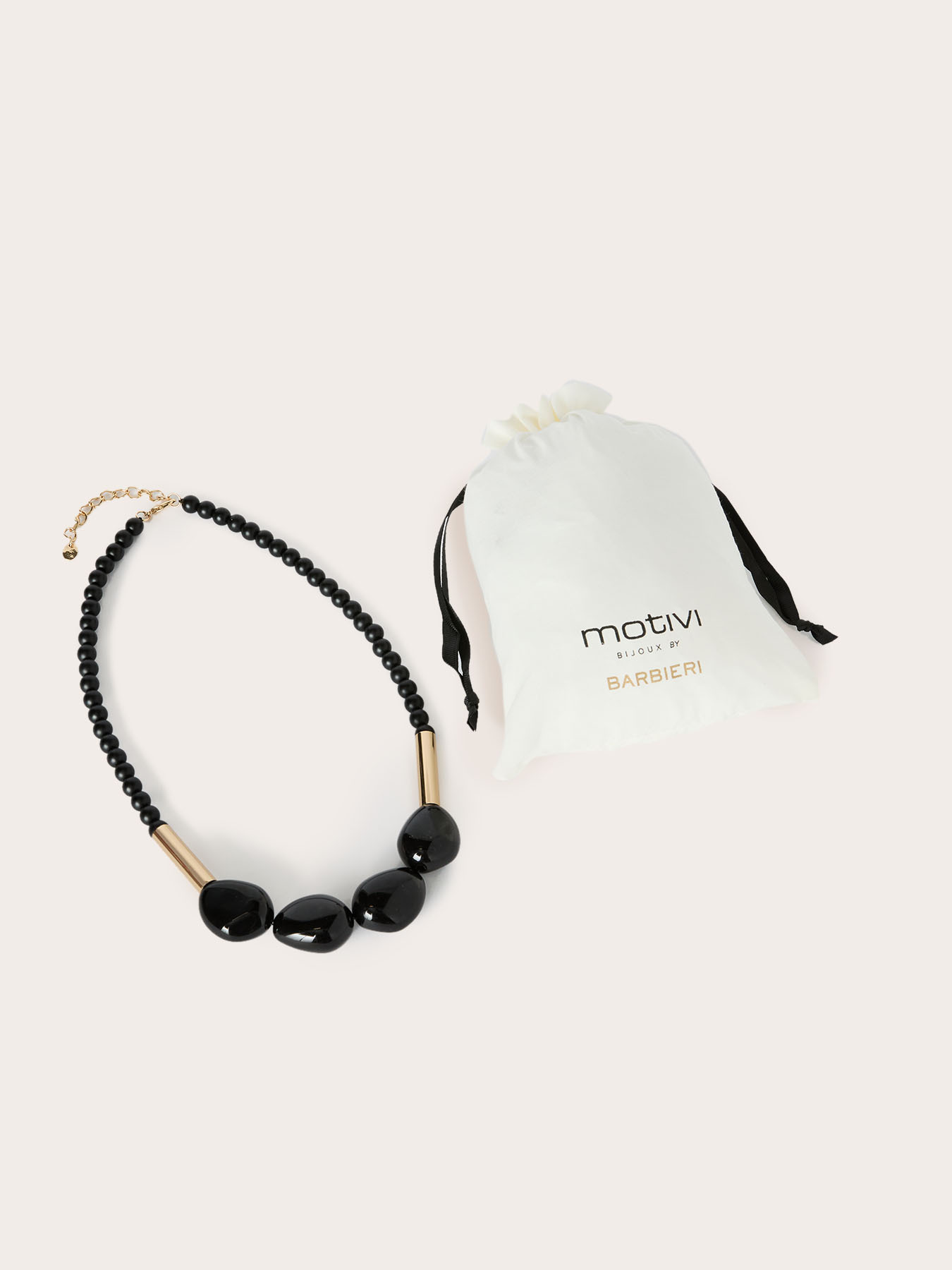 Choker with beads image number 3