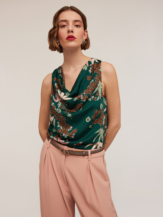 Satintop mit Art-Deco-Muster