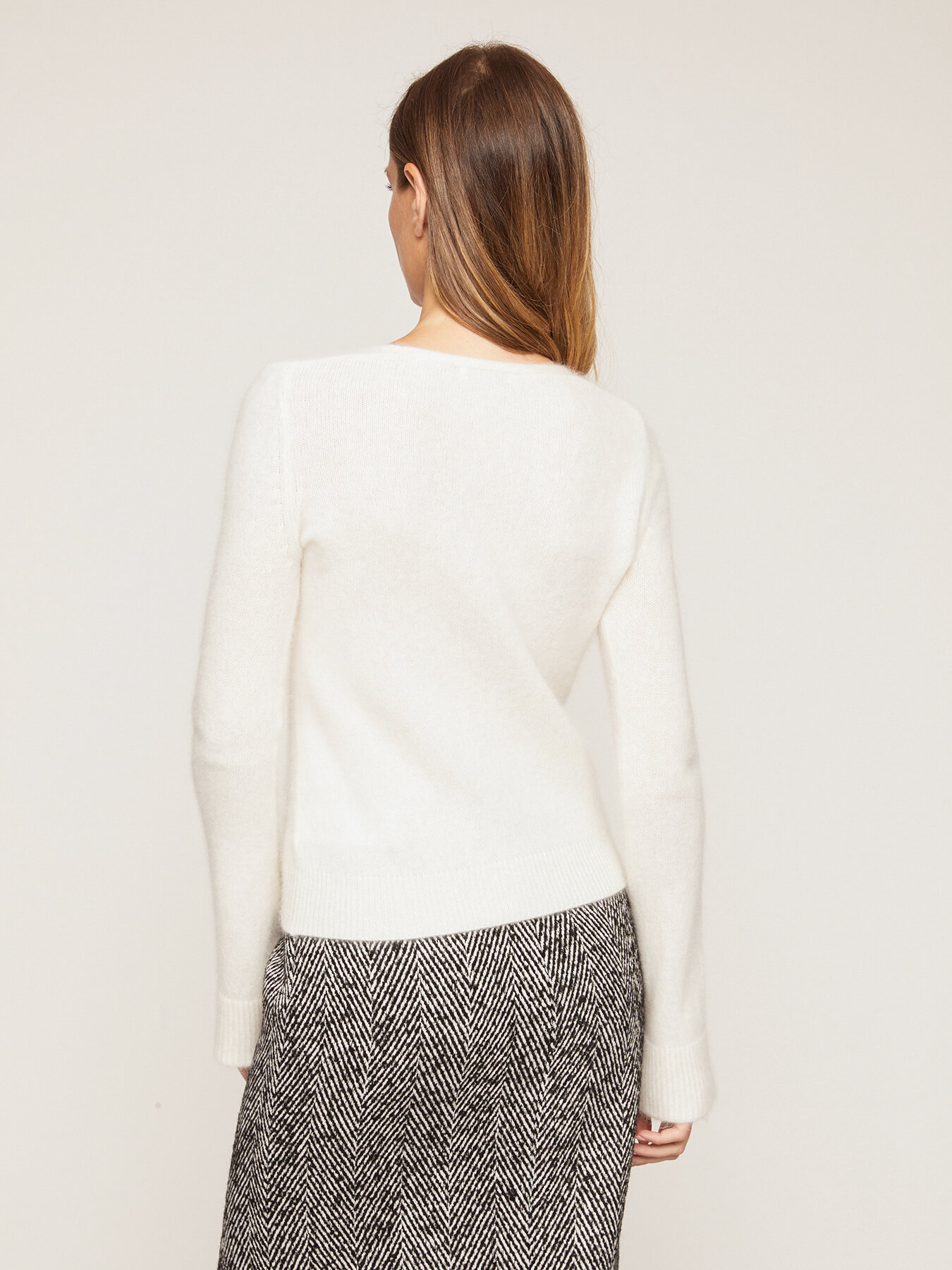 Angora blend V-neck sweater image number 1