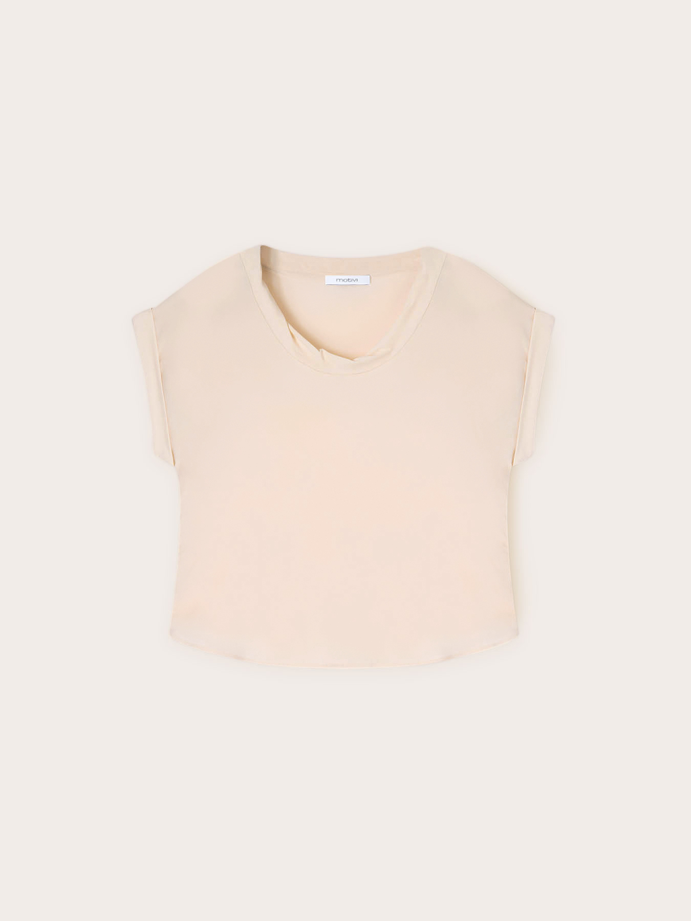 Blusa con borde retorcido image number 3