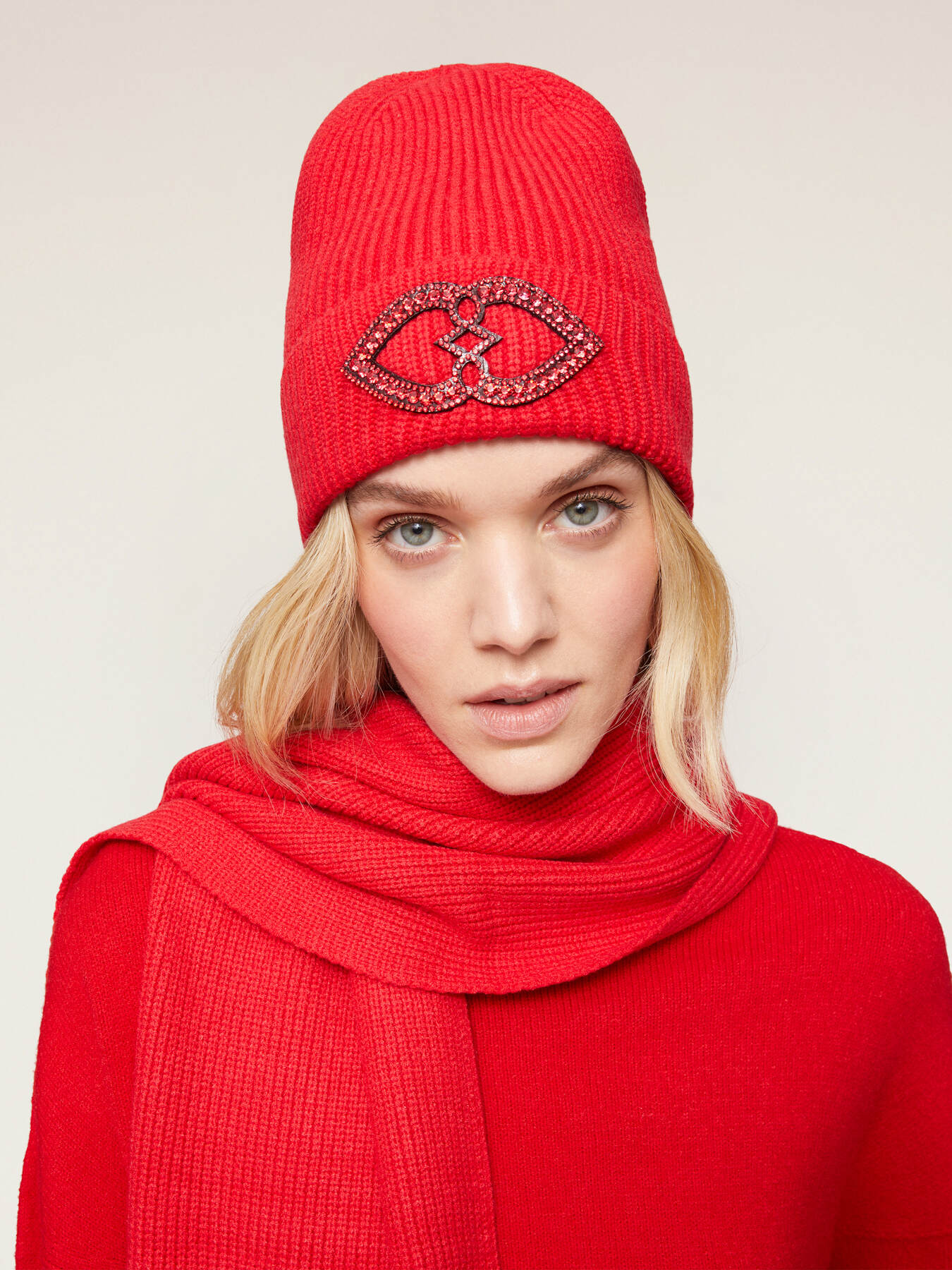 Double Love knit beanie image number 0