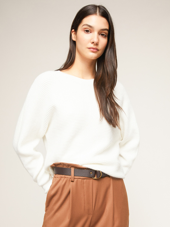 Gerippter Pullover ohne N&auml;hte