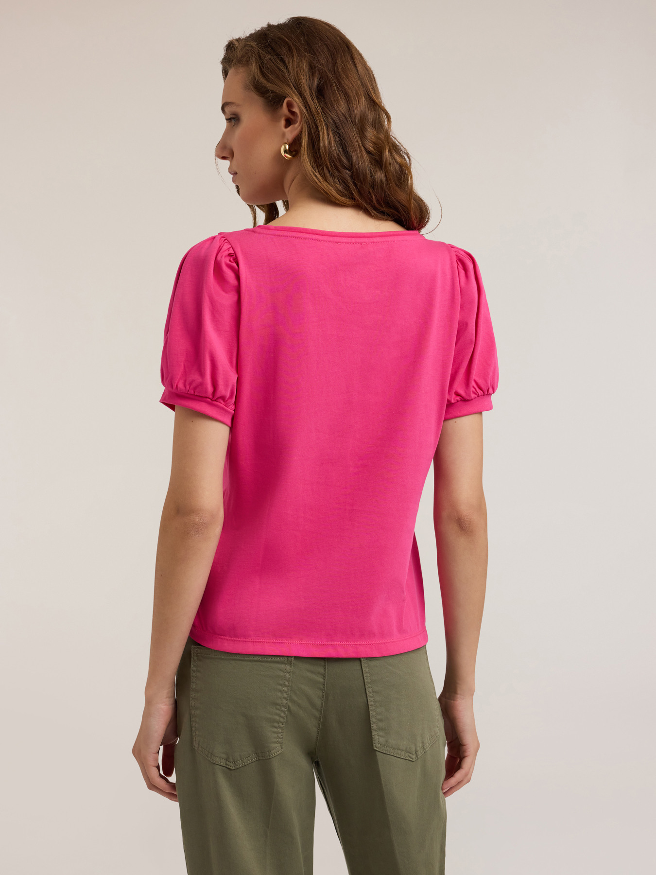 Camiseta con mangas en forma de globo image number 1