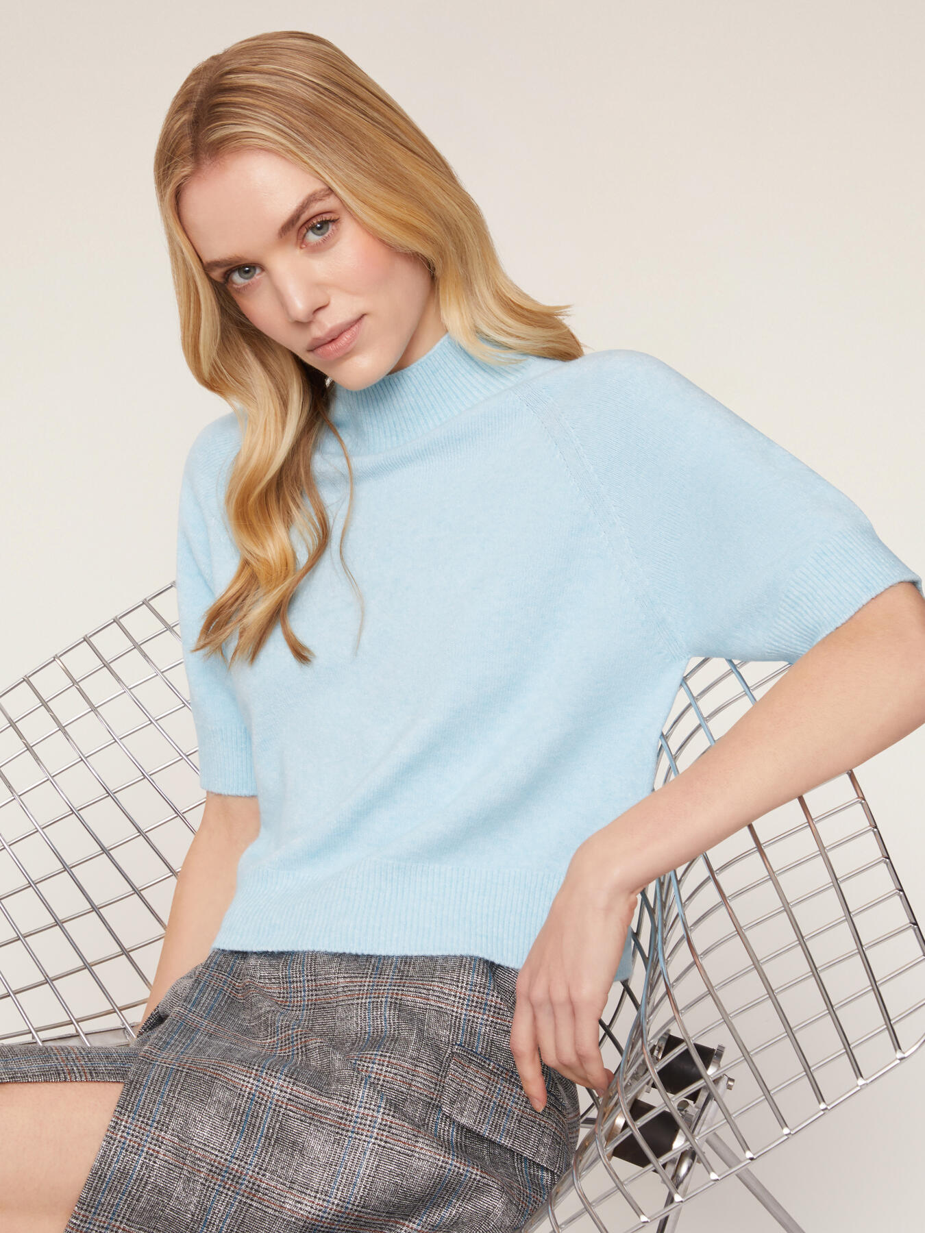 Rollkragenpullover mit kurzen &Auml;rmeln image number 3