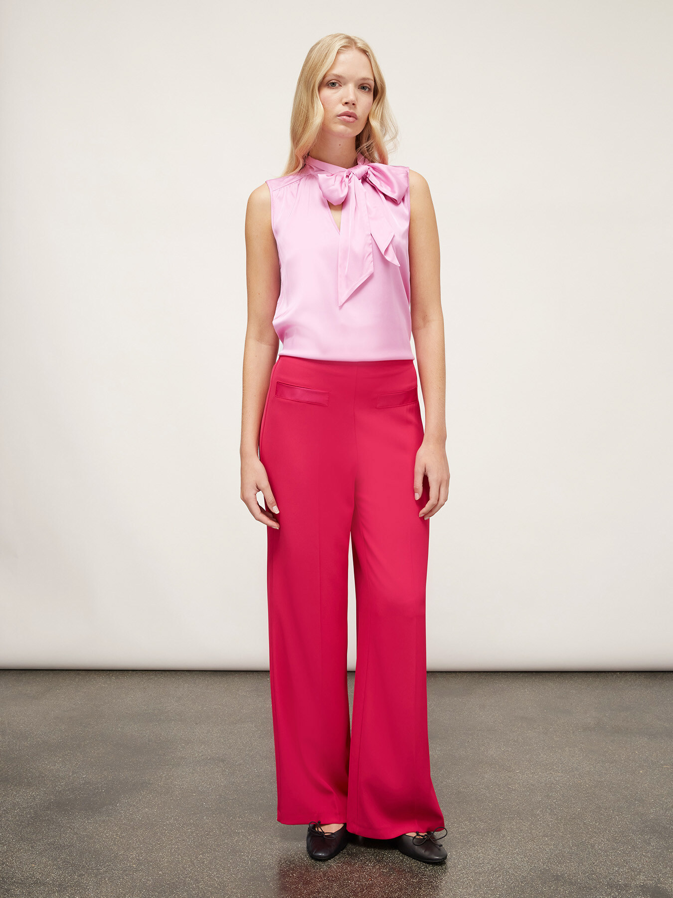 Top din satin cu fundiță image number 2