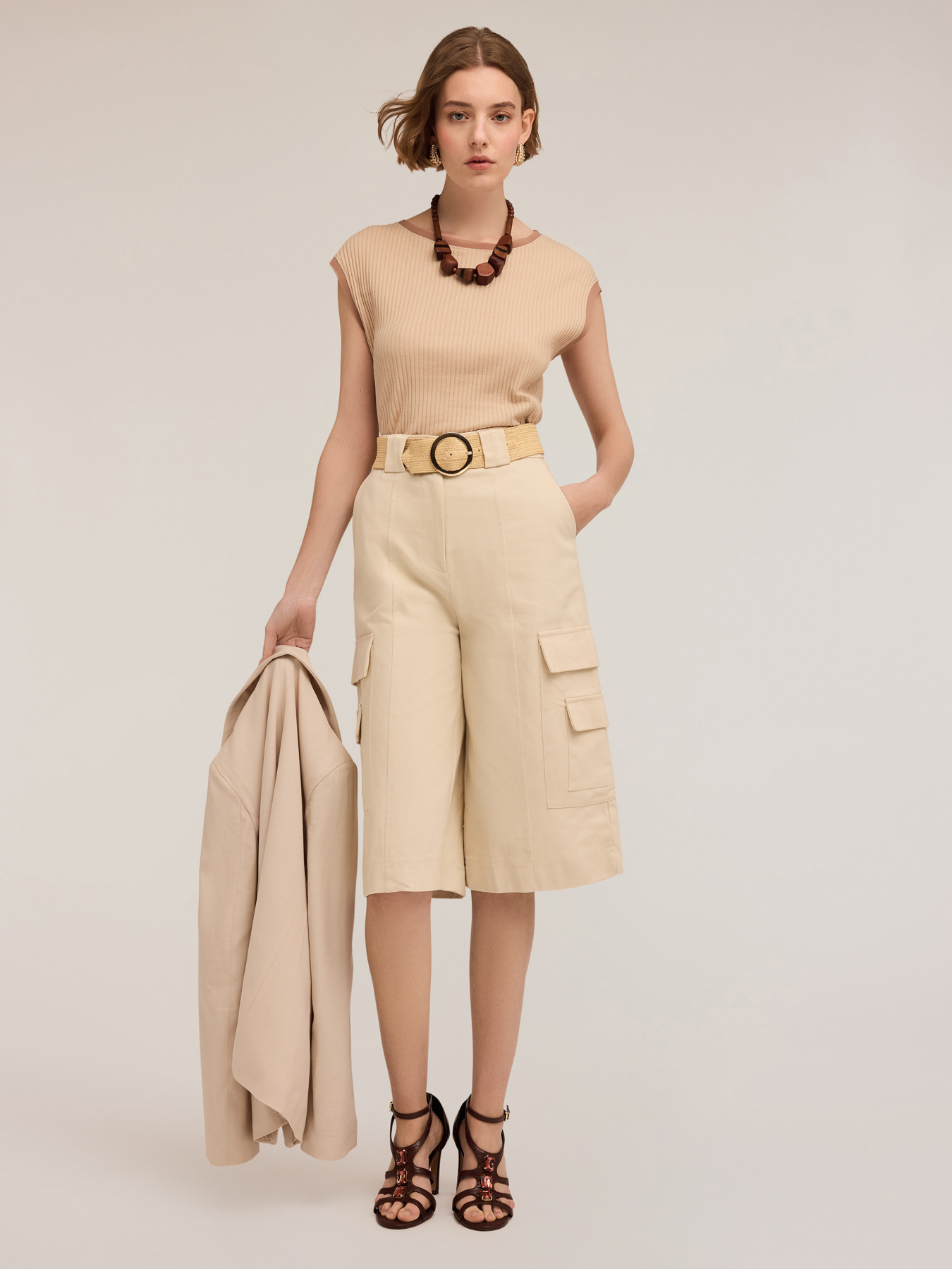 Camiseta con bordes de georgette image number 2