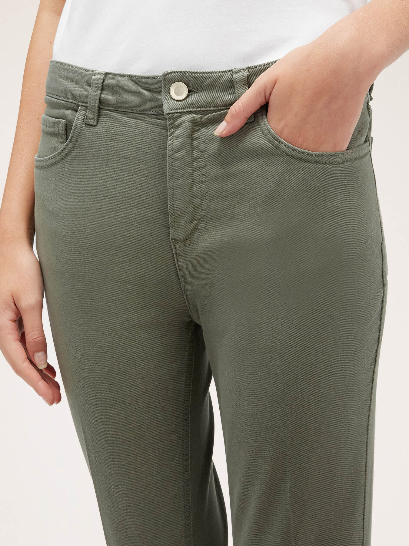 Pantalones de cinco bolsillos en dril image number 2