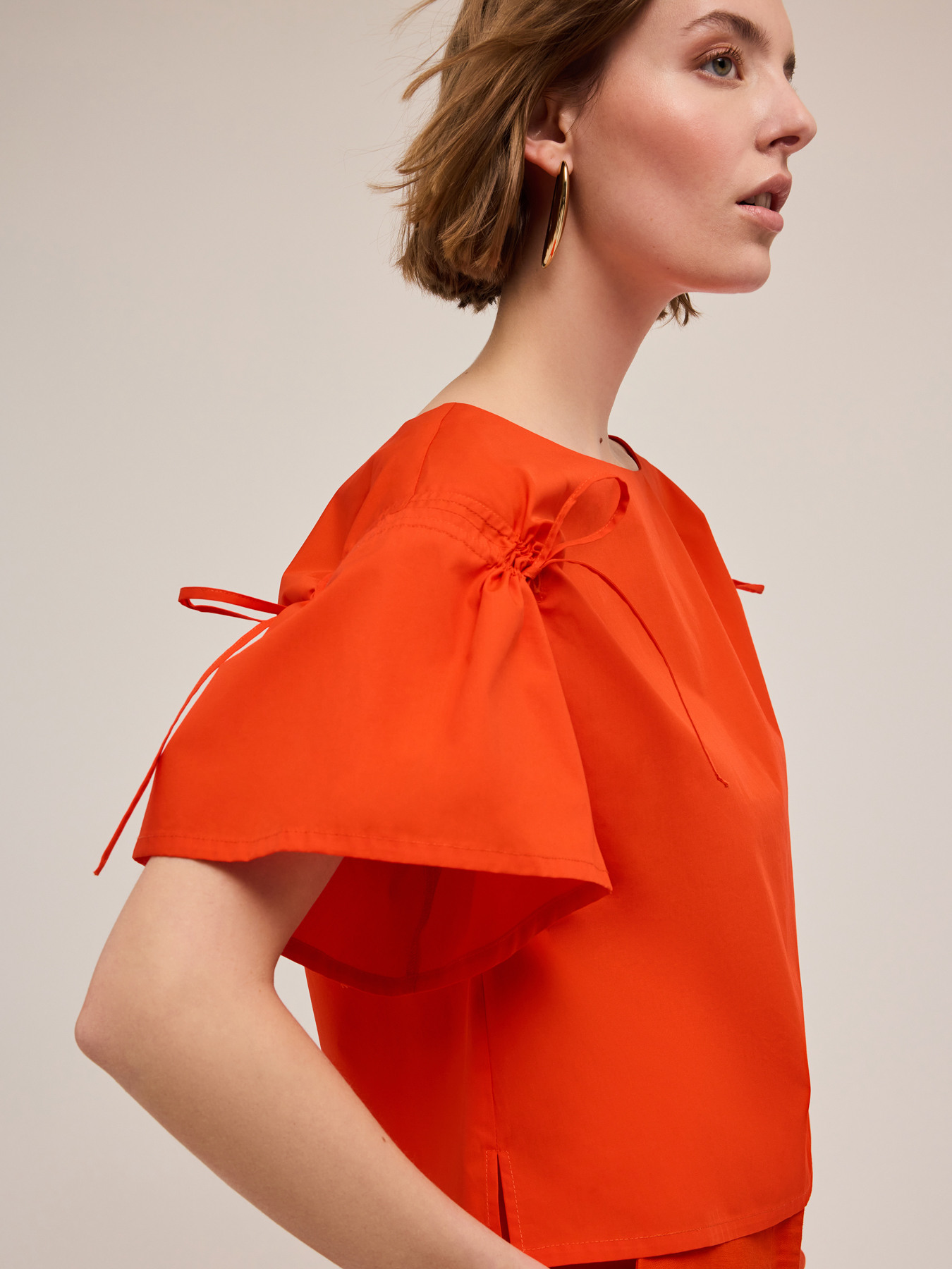 Bluse mit Tunnelzug an den &Auml;rmeln image number 2