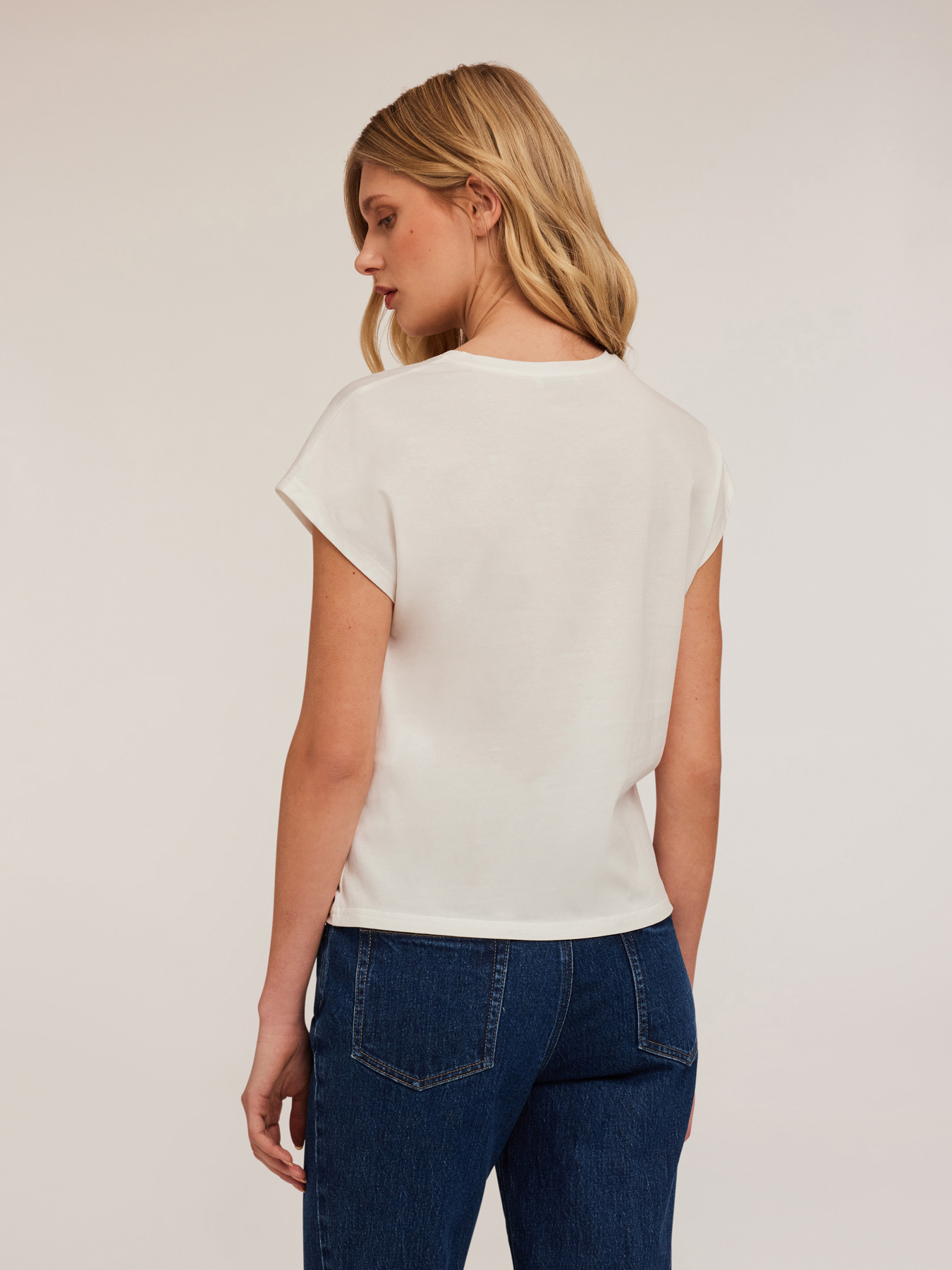 T-shirt a kimono con ricamo in tulle image number 1